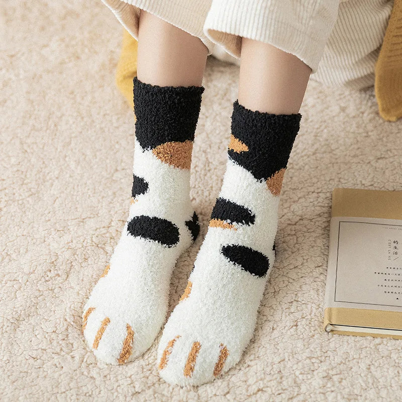 🐾 Fluffy Cat Paw Socks